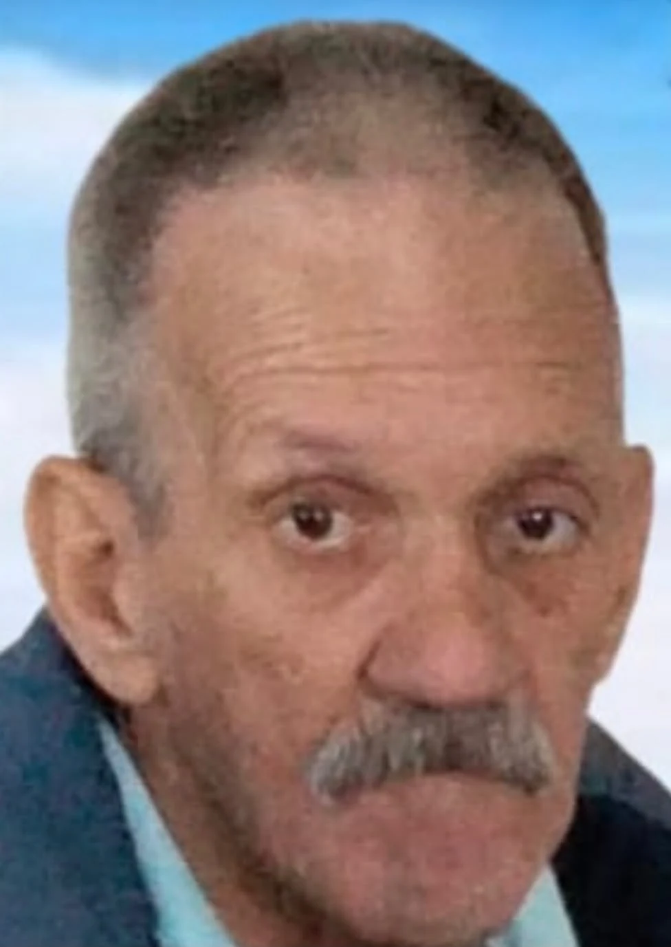 pagina_obituarios.card.alt_foto